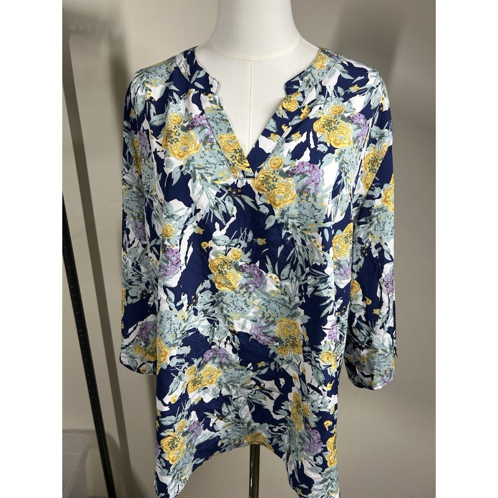 Luyaa Womens Blouse Size 2XL Multicolored with Bell Sleeves 080